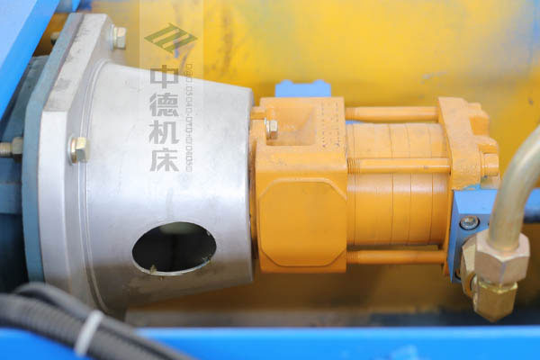 ZDPK-10032采用國(guó)內(nèi)一流品牌電機(jī)及油泵，動(dòng)力強(qiáng)勁，噪音低